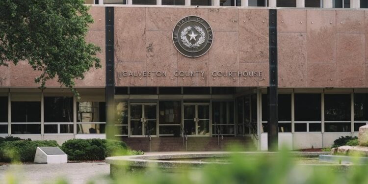 Voting Rights Act doesn’t protect coalitions of racial or ethnic groups challenging political maps, appeals court rules