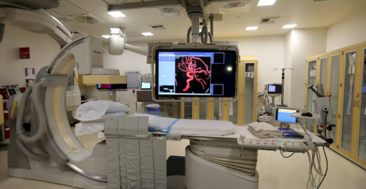 A radiology room at Kaiser Permanente San Diego Medical Center in San Diego, California, USA, on April 17, 2017. REUTERS/Mike Blake/File Photo. Purchase Licensing Rights.
