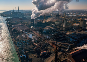 The DTE-owned EES Coke plant on Zug Island in River Rouge ranks among Michigan's worst polluters, causing severe health impacts, according to a new study. Photo: © Mark Graf / Alamy