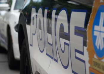 In 2022, a Quebec Superior Court ruling mandated a ban on random traffic stops by police. This decision was later upheld by the Quebec Court of Appeal in a unanimous ruling earlier this year. (Charles Contant/CBC)