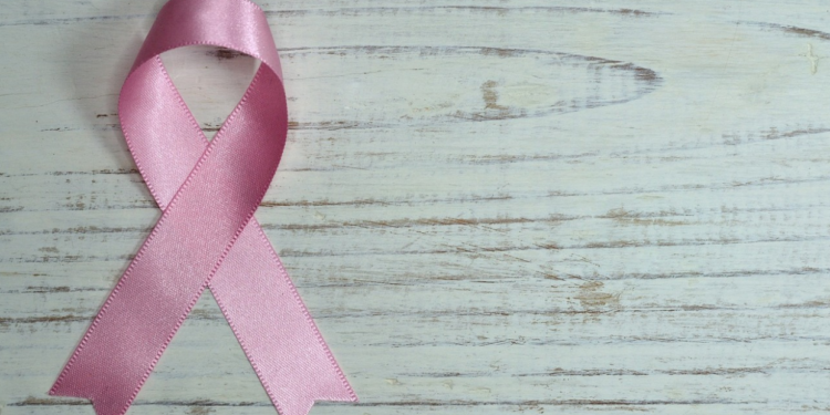 The likelihood of recidivism among Black patients is 39% higher than that of white patients, according to recent studies. Photo: Miguel Á. Padriñán — Pixabay.