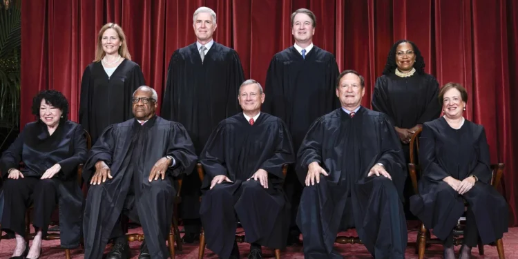 Trump revokes establishment of Presidential Commission on the Supreme Court