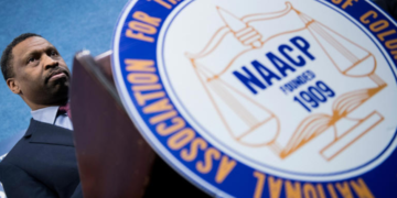 Virginia NAACP Gears Up to Fight Voter Purge Affecting 1,600 Individuals