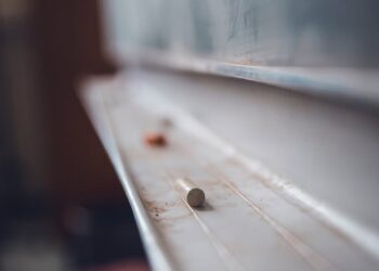 wood light dirty school