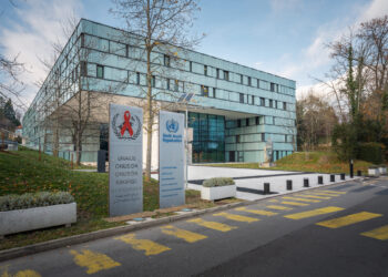 HIV infections could jump over 6 times if US support is dropped and not replaced, UNAIDS chief says