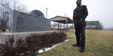 Image Source: AP Photo/Paul Sancya