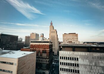 buildings under blue sky