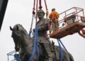 Trump issues executive order to restore monuments and statues removed since 2020