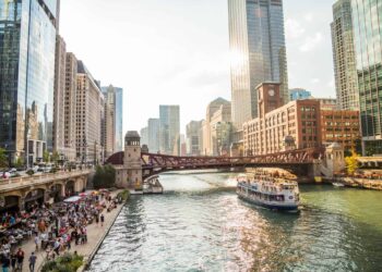 Report analyzes racial and gender composition of Mayor Brandon Johnson’s senior leadership team