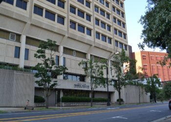 Federal trial set to challenge North Carolina election maps