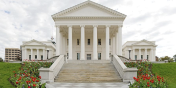 Virginia lawmakers advance redistricting constitutional amendment, sending high-stakes question to voters